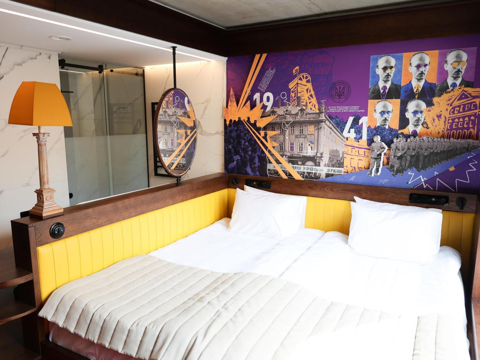 !Fest Hotel Rynok Square Lviv Exterior photo